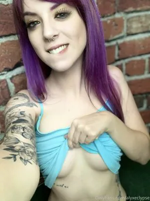 Alyxeclypse OnlyFans Leaked Free Thumbnail Picture - #6yl64Luhgb