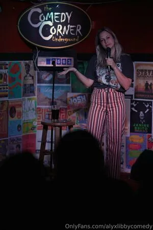 Alyxlibbycomedy OnlyFans Leaked Free Thumbnail Picture - #lcI0NNe4UI