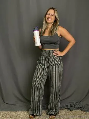 Alyxlibbycomedy OnlyFans Leaked Free Thumbnail Picture - #t4WSX1MGbm