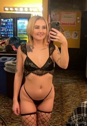 Alyxxxgoth OnlyFans Leaked Free Thumbnail Picture - #I5SwrEBgox