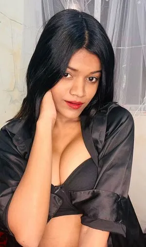 Amaira Roy OnlyFans Leaked Free Thumbnail Picture - #8t3QS05aa0