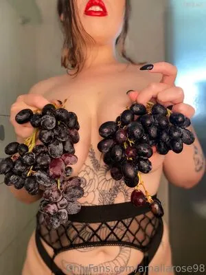 Amalia Rose OnlyFans Leaked Free Thumbnail Picture - #M4LDDFrisw