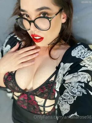Amalia Rose OnlyFans Leaked Free Thumbnail Picture - #k1pAPEUQjQ