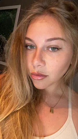 Amanda Anisimova OnlyFans Leaked Free Thumbnail Picture - #P2BiS6FscL