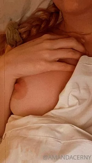 Amanda Cerny OnlyFans Leaked Free Thumbnail Picture - #35DigL2zz2