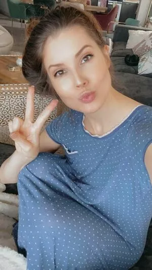 Amanda Cerny OnlyFans Leaked Free Thumbnail Picture - #3GnUE3vn6y