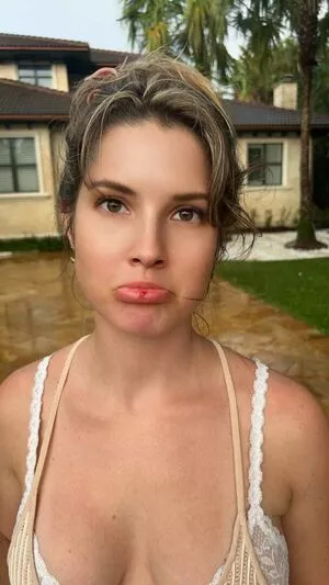 Amanda Cerny OnlyFans Leaked Free Thumbnail Picture - #B91ZC9ZHZd