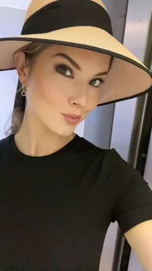 Amanda Cerny OnlyFans Leaked Free Thumbnail Picture - #CqQaBFQ1j6