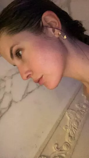 Amanda Cerny OnlyFans Leaked Free Thumbnail Picture - #D12twA090d