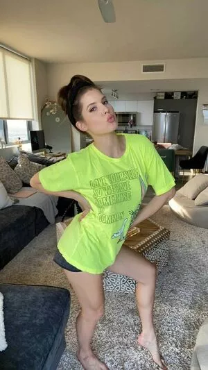 Amanda Cerny OnlyFans Leaked Free Thumbnail Picture - #TlyJYVgsNM