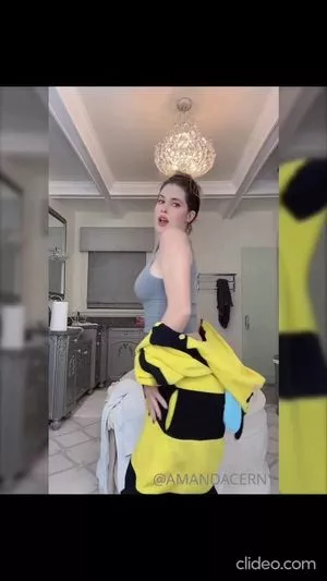 Amanda Cerny OnlyFans Leaked Free Thumbnail Picture - #W1iiKoWgz9