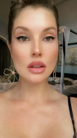 Amanda Cerny OnlyFans Leaked Free Thumbnail Picture - #oEfoqNgAda