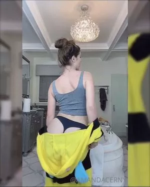 Amanda Cerny OnlyFans Leaked Free Thumbnail Picture - #x7ELkTxTXK