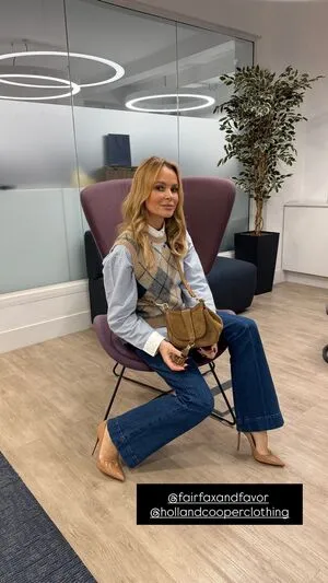 Amanda Holden OnlyFans Leaked Free Thumbnail Picture - #3PYehMWJ9a