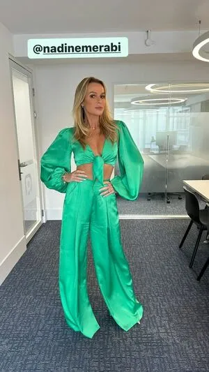 Amanda Holden OnlyFans Leaked Free Thumbnail Picture - #5UKrC3CJWo