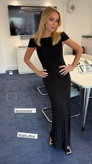 Amanda Holden OnlyFans Leaked Free Thumbnail Picture - #5oBRcxr0Ot