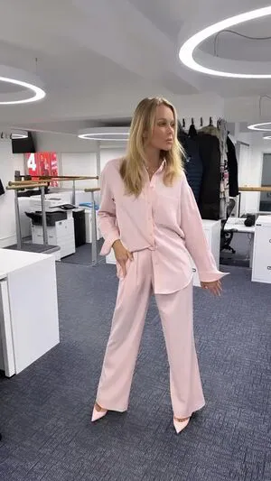 Amanda Holden OnlyFans Leaked Free Thumbnail Picture - #6MNXkyB8T0