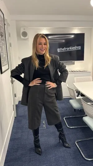 Amanda Holden OnlyFans Leaked Free Thumbnail Picture - #6NIBiT6mUV