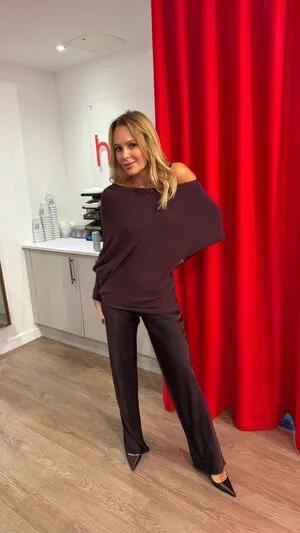 Amanda Holden OnlyFans Leaked Free Thumbnail Picture - #DCaLlygcP0