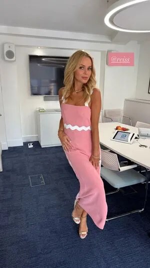 Amanda Holden OnlyFans Leaked Free Thumbnail Picture - #H7uvo8Yr4S