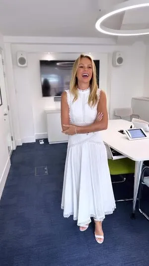 Amanda Holden OnlyFans Leaked Free Thumbnail Picture - #Q738GYnHUC