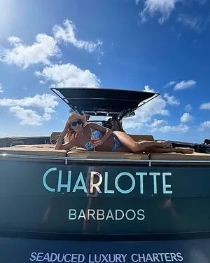 Amanda Holden OnlyFans Leaked Free Thumbnail Picture - #R3CafyR4PG