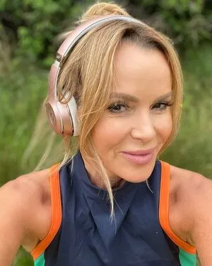 Amanda Holden OnlyFans Leaked Free Thumbnail Picture - #SxGSfb72Bg