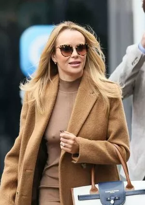 Amanda Holden OnlyFans Leaked Free Thumbnail Picture - #Vbum01KJQ6