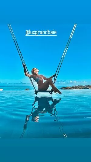 Amanda Holden OnlyFans Leaked Free Thumbnail Picture - #caQ1V2bXvZ