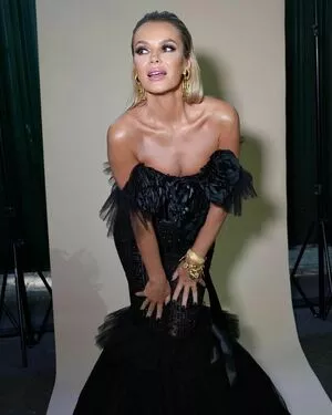 Amanda Holden OnlyFans Leaked Free Thumbnail Picture - #eJeDjsAr1v