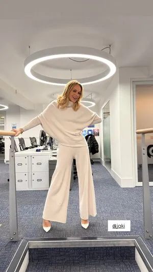 Amanda Holden OnlyFans Leaked Free Thumbnail Picture - #fCl7K4aNjl