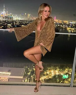 Amanda Holden OnlyFans Leaked Free Thumbnail Picture - #m5K3mTm4IK