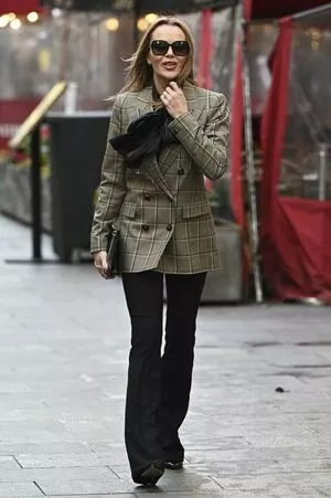 Amanda Holden OnlyFans Leaked Free Thumbnail Picture - #t2Xu1JXyND