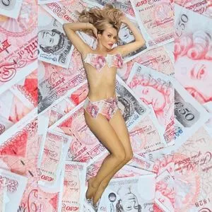 Amanda Holden OnlyFans Leaked Free Thumbnail Picture - #vOItXaZgi4