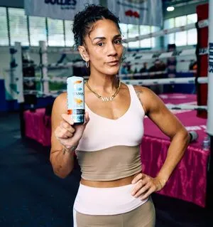 Amanda Serrano OnlyFans Leaked Free Thumbnail Picture - #0glZDWnKfx