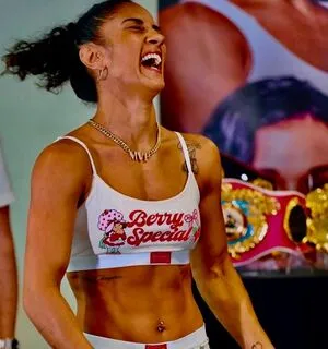 Amanda Serrano OnlyFans Leaked Free Thumbnail Picture - #4uCo6G408D