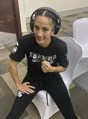 Amanda Serrano OnlyFans Leaked Free Thumbnail Picture - #Ot1RQhmSba