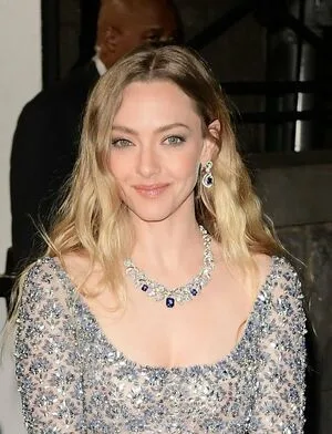 Amanda Seyfried OnlyFans Leaked Free Thumbnail Picture - #1WiSulAuDg