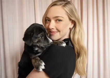 Amanda Seyfried OnlyFans Leaked Free Thumbnail Picture - #1yqIEFNpak