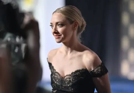 Amanda Seyfried OnlyFans Leaked Free Thumbnail Picture - #2URopVMac8