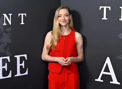 Amanda Seyfried OnlyFans Leaked Free Thumbnail Picture - #3GjPj8qa1t