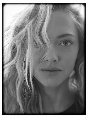 Amanda Seyfried OnlyFans Leaked Free Thumbnail Picture - #4JH83ShQVP