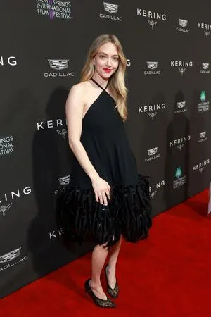 Amanda Seyfried OnlyFans Leaked Free Thumbnail Picture - #4JzXLhndrA