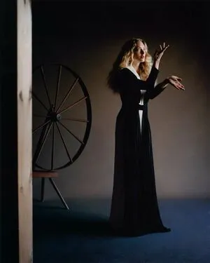 Amanda Seyfried OnlyFans Leaked Free Thumbnail Picture - #8n25sr2eHp