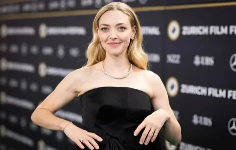 Amanda Seyfried OnlyFans Leaked Free Thumbnail Picture - #91qMfqM51z