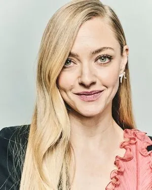Amanda Seyfried OnlyFans Leaked Free Thumbnail Picture - #9EaqEViP9s