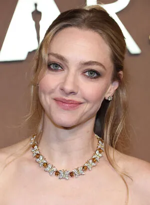 Amanda Seyfried OnlyFans Leaked Free Thumbnail Picture - #9Q7pIJzXUx