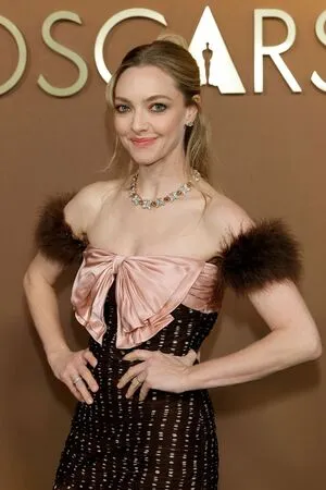 Amanda Seyfried OnlyFans Leaked Free Thumbnail Picture - #9URPYPtdoZ