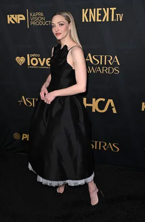 Amanda Seyfried OnlyFans Leaked Free Thumbnail Picture - #EAh6t7fps0