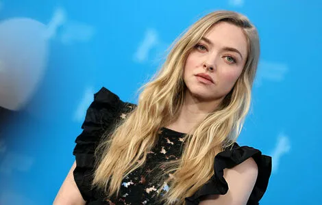Amanda Seyfried OnlyFans Leaked Free Thumbnail Picture - #EQD1pN13nq